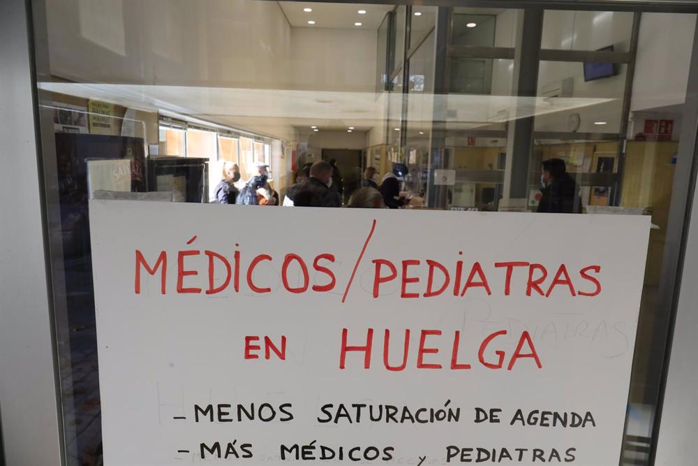 Comité de huelga de Primaria registra una petición de reunión urgente aunque recuerda que es competencia de Madrid