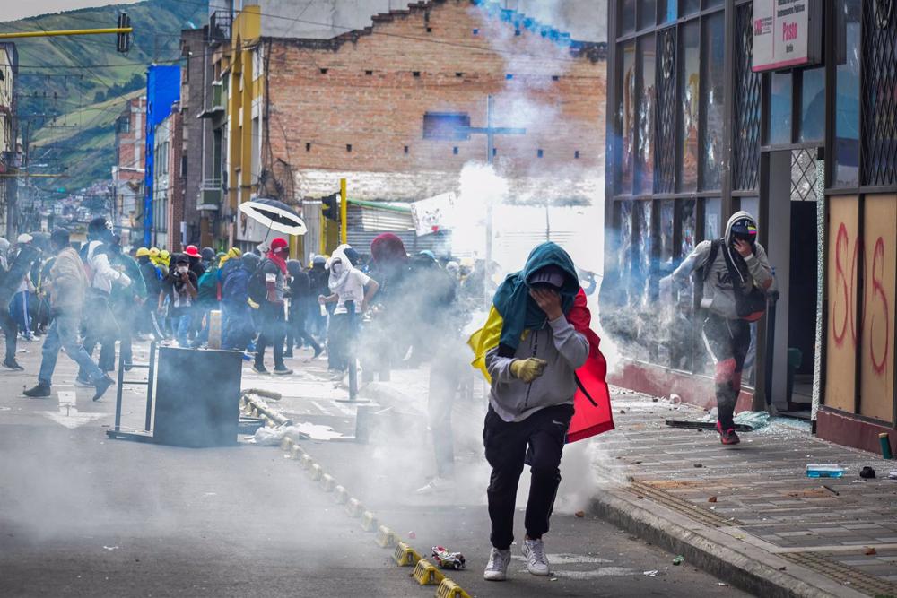At least 28 people suffered gender-based violence in the repression of protests in Colombia, according to Amnesty International.