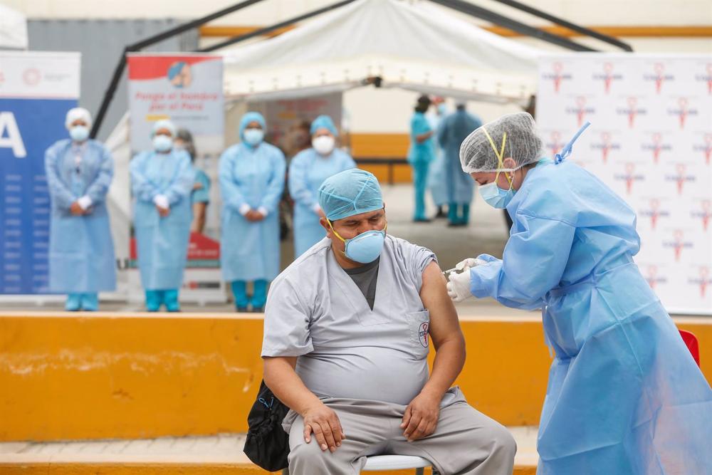 Perú confirma una quinta ola de contagios de coronavirus