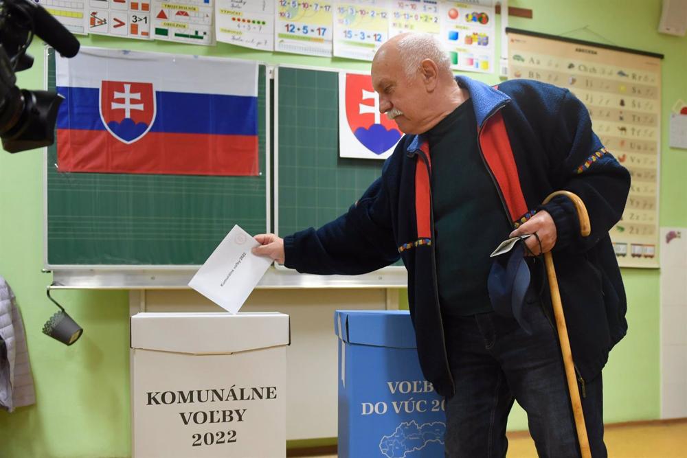 Slowakisches Parlament beruft vorgezogene Wahlen für den 30. September ein