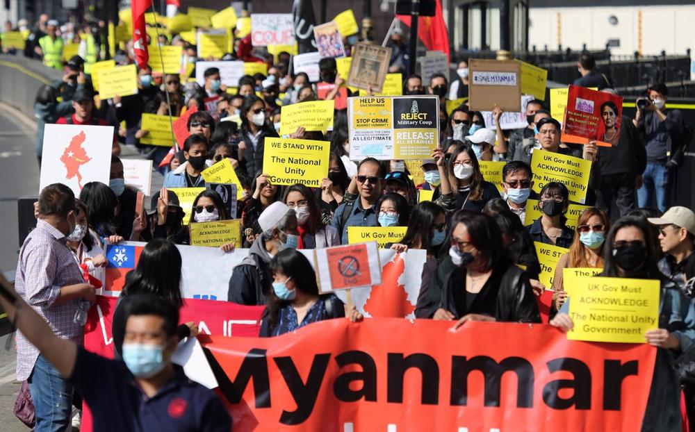 Außenminister rufen die internationale Gemeinschaft auf, das birmanische Volk nach zwei Jahren des Putsches zu unterstützen