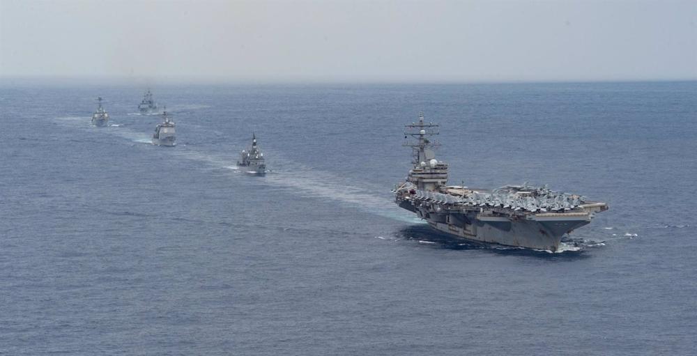 Les Philippines signalent la poursuite d’un navire militaire par des navires chinois