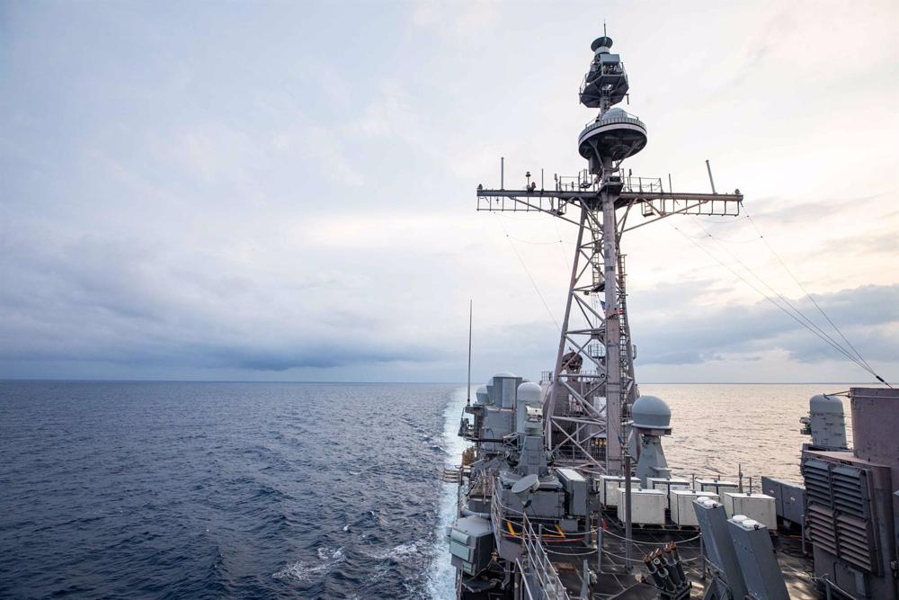 China alega que navio de guerra dos EUA entrou ilegalmente nas suas águas