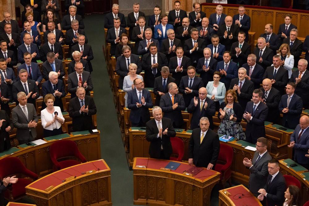 Le parlement hongrois approuve l’adhésion de la Finlande à l’OTAN