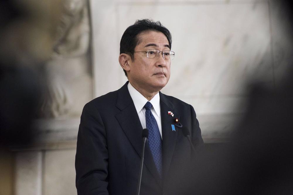 Japan’s prime minister Fumio Kishida resumes election campaign after smoke bomb incident