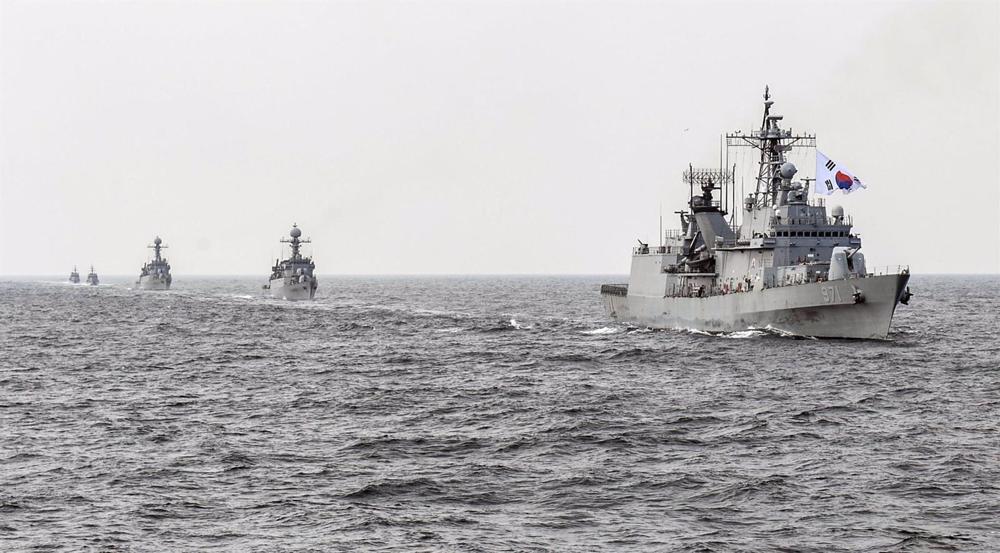 La marine sud-coréenne ouvre le feu d’avertissement sur un navire de patrouille nord-coréen