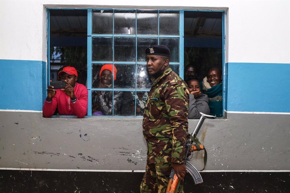 Suben a 21 los cuerpos hallados en fosas comunes en los terrenos de un líder cultista en Kenia