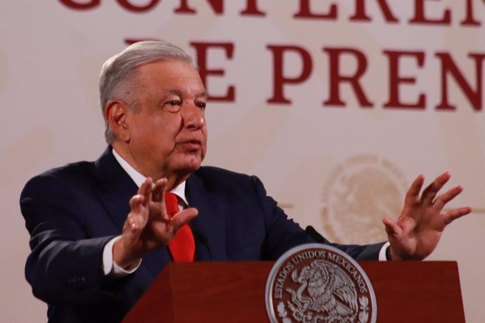 Mexico denies López Obrador’s fainting after testing positive for COVID-19
