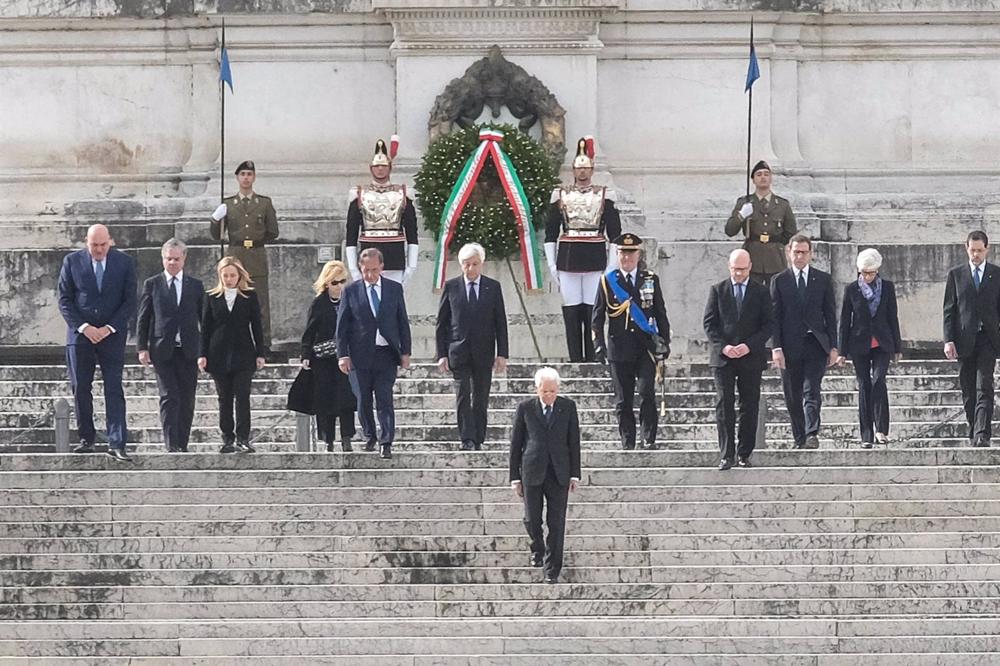 Ser de derechas y añorar el fascismo, incompatible según la primera ministra italiana, Meloni