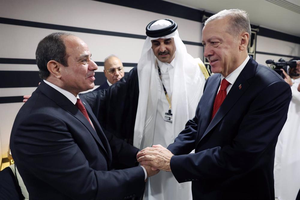Egipto y Turquía acuerdan volver a designar embajadores en una nueva señal de deshielo de las relaciones